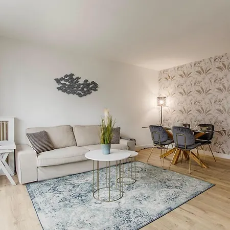 Les Caravelles - Trois Pieces - Centre